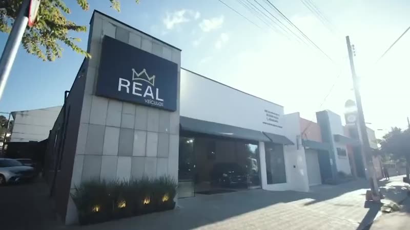 Fachada da Real Veículos
